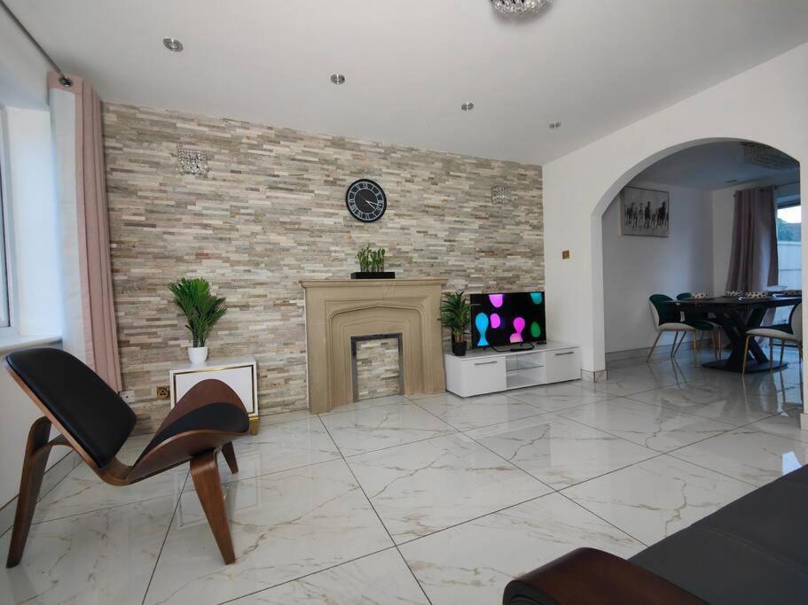 Tyburn Home, Birmingham With Free Parking Экстерьер фото