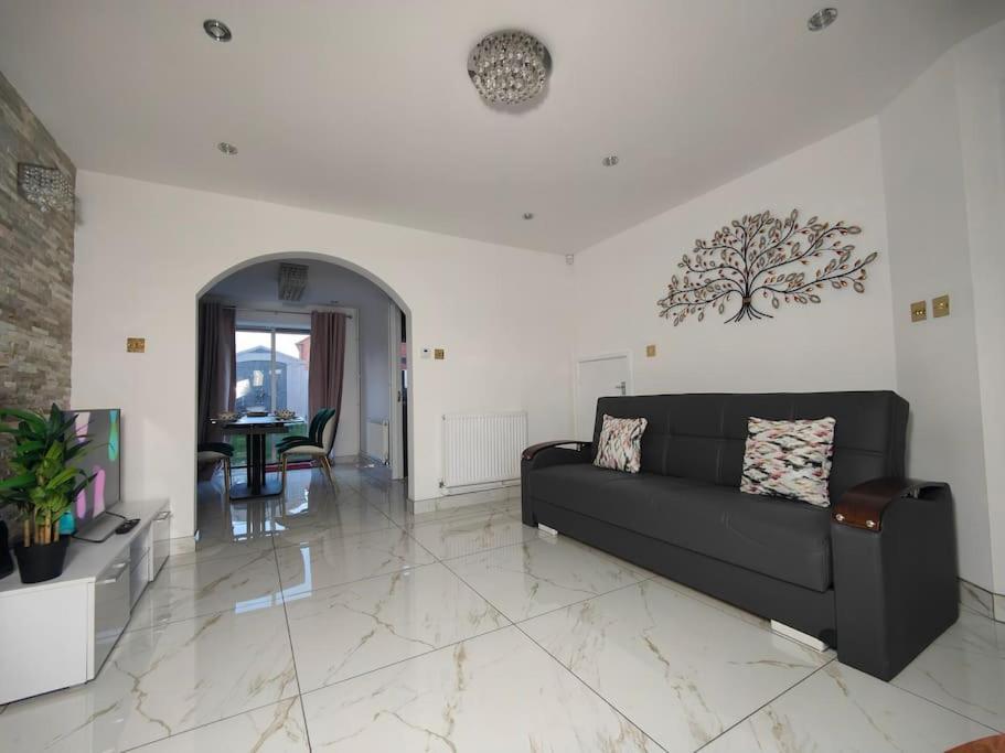 Tyburn Home, Birmingham With Free Parking Экстерьер фото